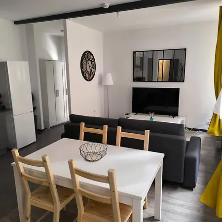 아파트 Rivage Ardennais - Chateau - Chu -t2-queen Size 세단